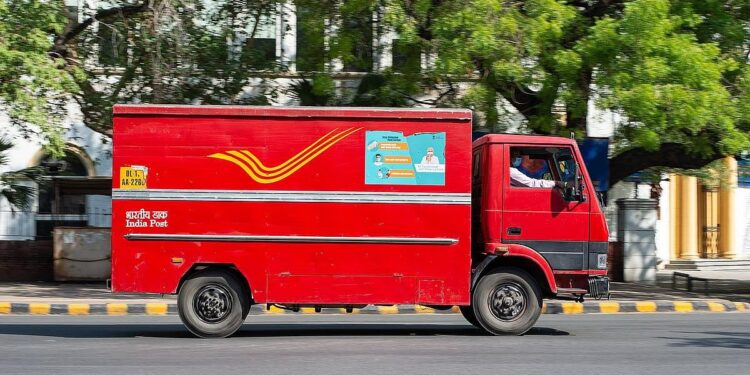 India Post & DTDC Pact Leverages 164,000 Post Offices for E-commerce Logistics
