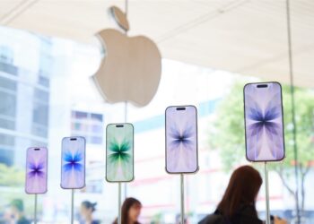 Foxconn’s 48% Export Surge Anchors India in Apple Supply Chain