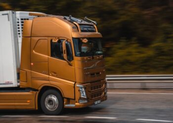 中东-印度空运包机服务上线，供应链韧性获强化