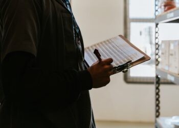 仓储自动化市场预计到2031年将以15%的复合年增长率增长