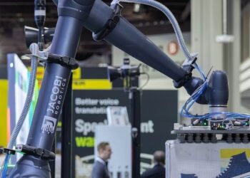 AI赋能混合托盘自动化，Peak Technologies与Jacobi Robotics携手创新