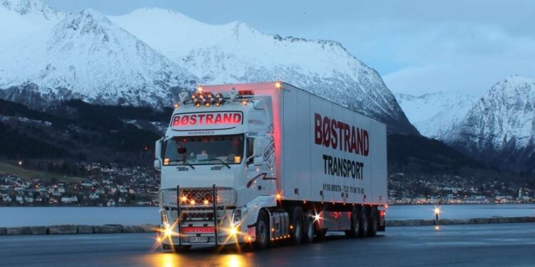 供应链可视化提升至90%：Molex借力Celonis实现AI驱动转型