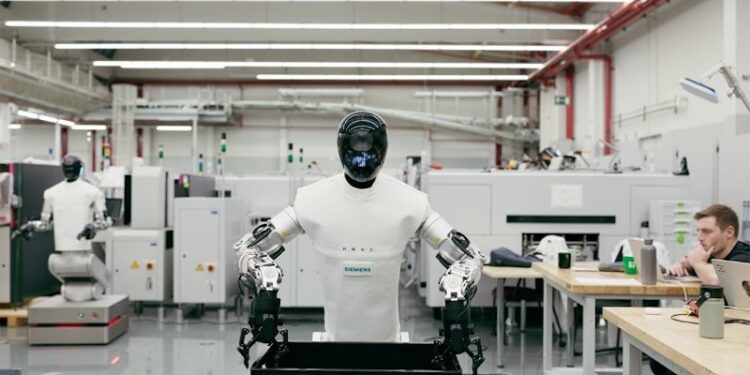 人形机器人首次实现工厂级物流作业，吞吐量达60箱/小时