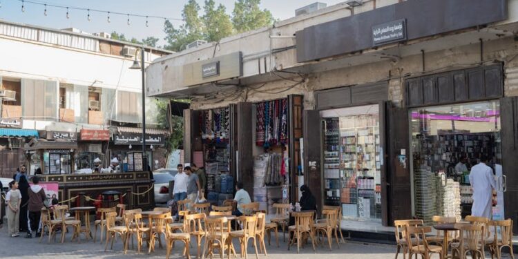 土耳其成中东供应链骨干，卡车7-8天直达沙特