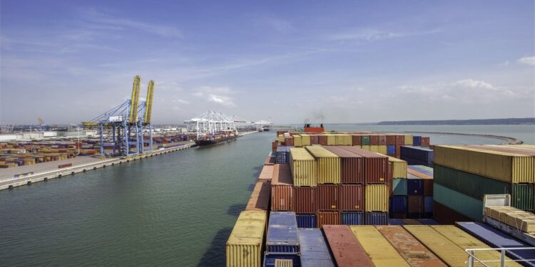 非洲供应链承压：红海危机叠加霍尔木兹海峡紧张