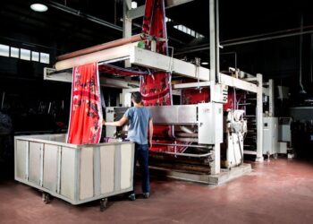 Molex采购订单确认率从30%跃升至90%