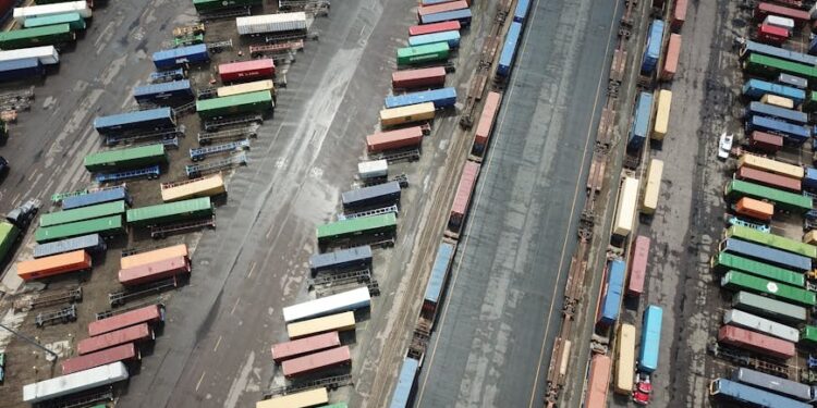 印韩拟升级自贸协定，目标2030年双边贸易达500亿美元