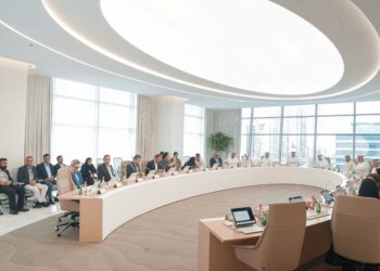 阿联酋牵头区域物流转型：强化供应链韧性，拓展阿曼、沙特绿色走廊