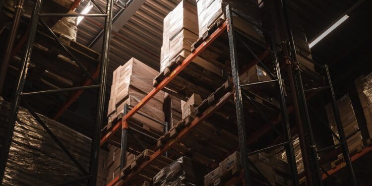 2026 Logistics Trends: Visibility, Tariffs, and Resilience