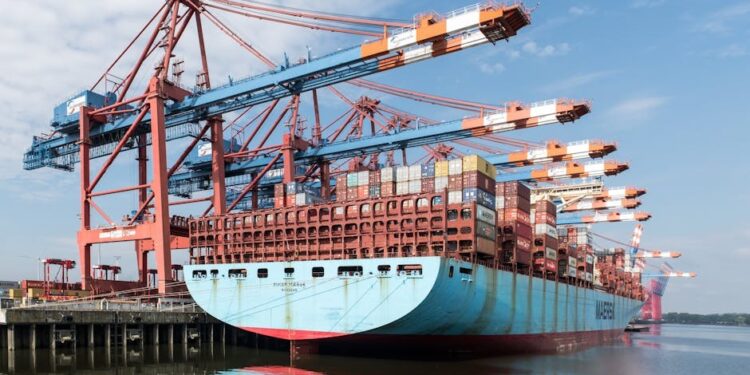 美国关税政策密集更新:IEEPA退税范围扩大至已结关货物,FCC新增路由器禁令