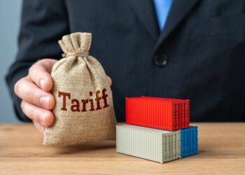 Tariffs Drive 25% FDI Drop in Supply Chains