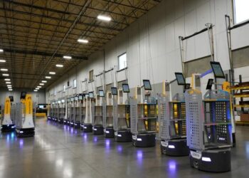 Warehouse Automation Surge: $21B in 2023, $90B by 2033