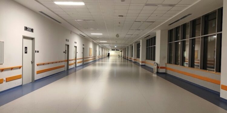 GMEX Launches Next-Gen Hospital Logistics Robot (2026)