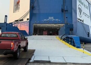 福田汽车与中远海运成立合资船司，锁定专属滚装运力