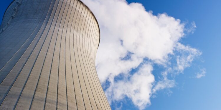 核能初创公司X-energy IPO募资10亿美元，数据中心用电需求成关键驱动力