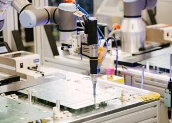 Flex与Teradyne扩大合作加速智能工厂落地