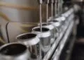 马士基等多家航运公司上调运力，预判旺季需求承压