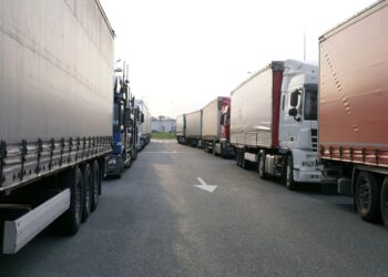 欧盟2026年新规落地：1000欧元/台tachograph+3欧元关税冲击跨境物流