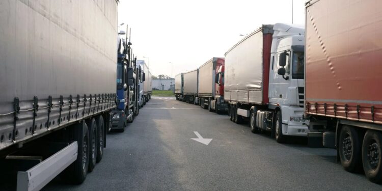 欧盟2026年新规落地：1000欧元/台tachograph+3欧元关税冲击跨境物流