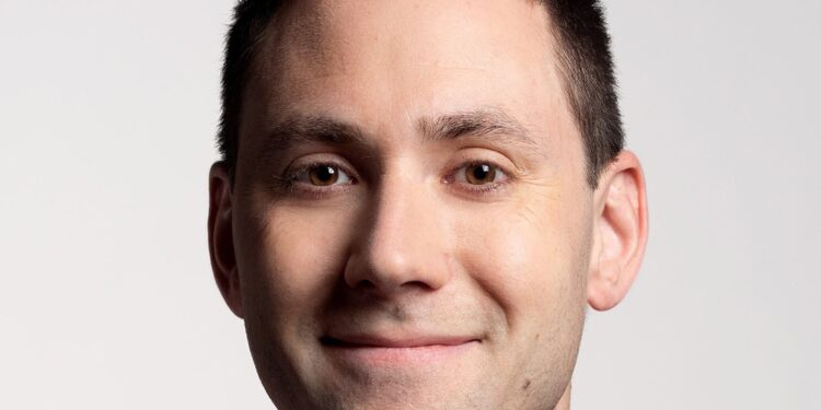 霍尔木兹海峡中断利好陶氏，短期大宗商品化学品供应承压