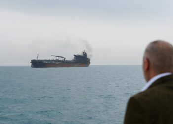 海运业进入高度不确定性状态：红海危机持续推高运费与航程延误