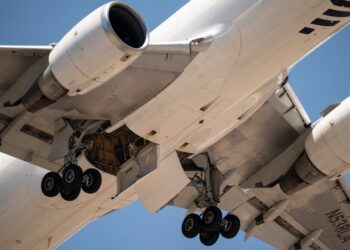 AI Boom vs Helium Crisis: 5% of Air Cargo at Risk — The Loadstar