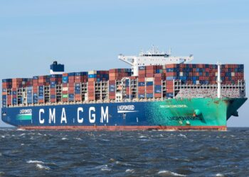 CMA CGM Q1 net profit falls 78% to $250M amid Hormuz conflict