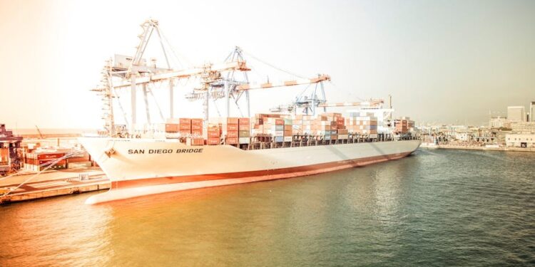 Kuehne+Nagel与Hapag-Lloyd合作减排，海洋货运碳排放目标明确