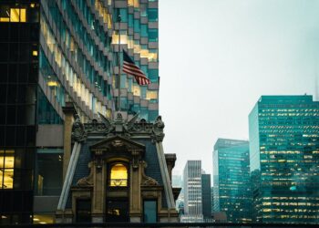 近岸外包加速：墨西哥承接北美供应链转移，制造业投资增长37% — www.piie.com
