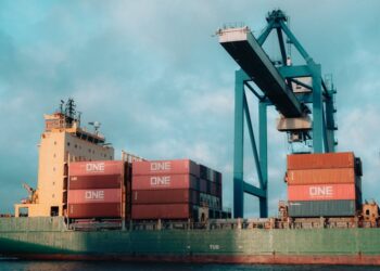 DP World Launches War Risk Cargo Insurance for Middle East — www.logisticsmiddleeast.com