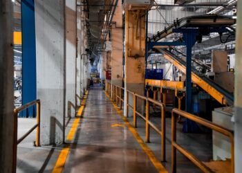 美国制造业3月产出下滑0.5% — supplychaindigital.com