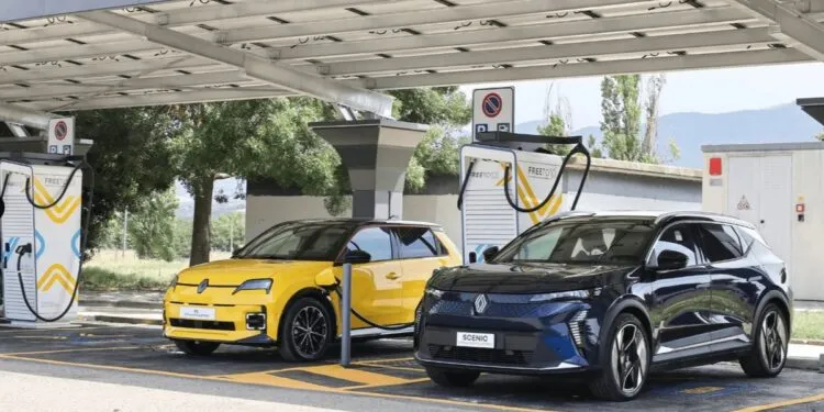 Renault Cuts Supplier CO₂ 30% by 2030, Targets 35% Battery Emissions Drop