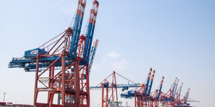 DHL部署8000台机器人,降本增效同时减少用工