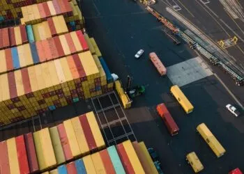 Air freight rates up 32.7% YoY amid AI demand, Gulf capacity gaps