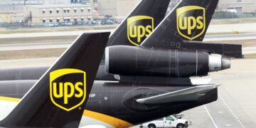 UPS斥资5000万美元推墨美空运服务 — Transport Topics