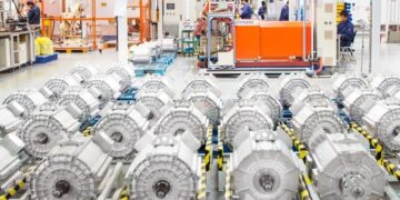 伊顿与德纳合并估值超100亿美元，2027年Q1完成重塑汽车供应链