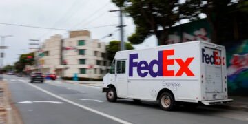 联邦快递获8亿美元关税退款，UPS预计总额5亿，DHL已启动客户返还