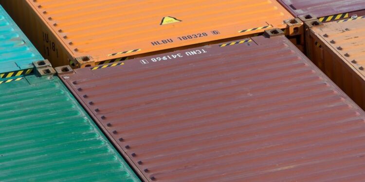 Leidos 联手 DHL 供应链竞标英国国防部物流合同,SCIP 平台完成 MOD 云迁移