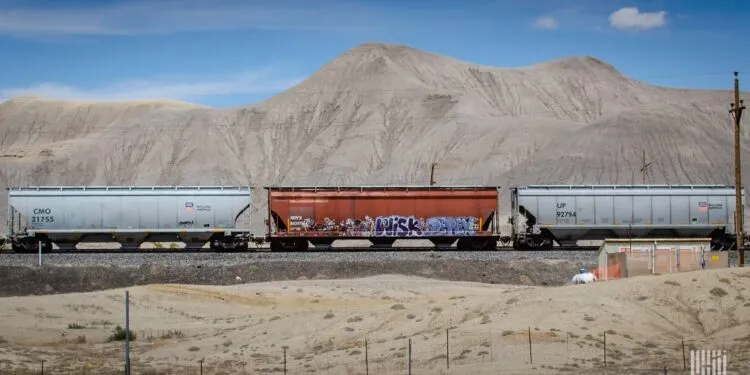 UP-NS rail merger raises freight rates 40%, threatens fertilizer transport