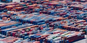 AutoZone分销策略推动销售额增长8.4% — Supply Chain Dive