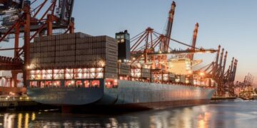 马士基、CMA CGM 加码东亚太航线，上海-墨尔本运费翻倍至1808美元/TEU