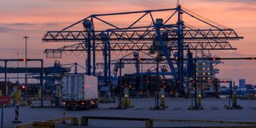 6 AI Developments Reshape Supply Chain Software