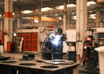 Vietnam’s AI hardware export share surges to 12.4% in 2025