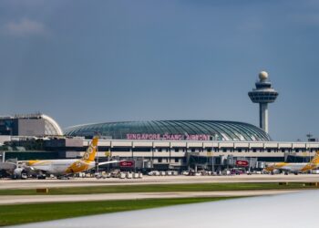 新加坡樟宜机场Q2空运货量增长9.8%，AI芯片带动货运回升