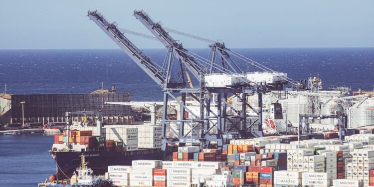 达飞收购联邦快递供应链,墨西哥跨境货运增19.4%,全国推行企业海关代理模式