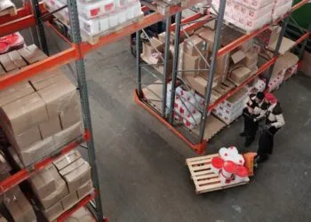 世邦魏理仕报告:美国工业地产租赁强劲、开工放缓,空置率降至4.2%