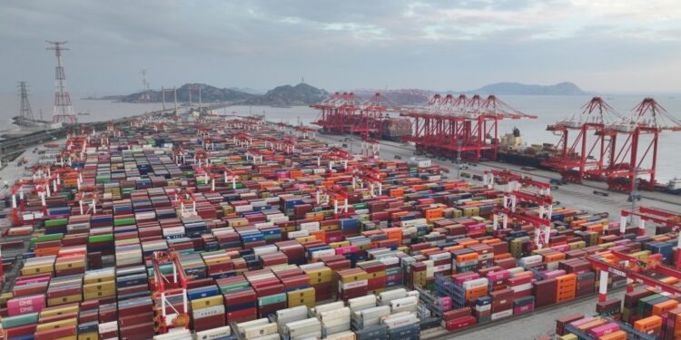 China Execs Nearshore 38%, Friendshore 36% Amid Trade Shifts