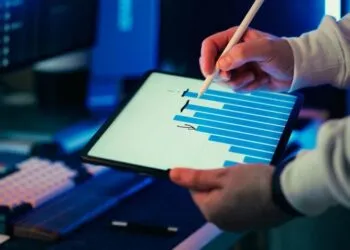 Gartner 首发供应链战略咨询魔力象限，埃森哲等四家获2026年领导者评级