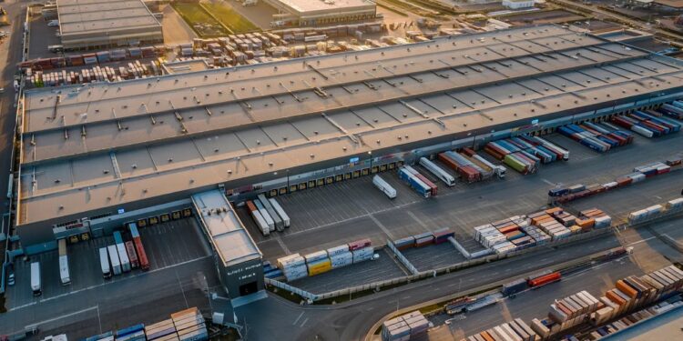 Amazon Launches Supply Chain Services, Pressuring Small 3PLs