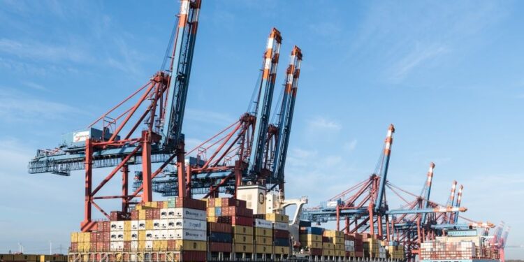 美国对60国加征10%-12.5%新关税,进口商陷多重叠加计税困惑